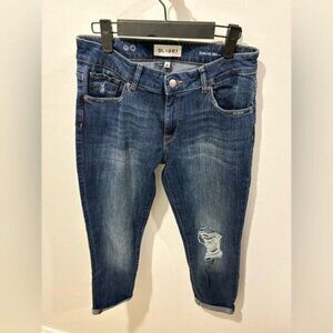 DL1961 DAVIS SKINNY BOYFRIEND JEANS